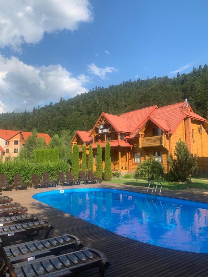 Котедж "Villa Затишна" ميكوليتشن المظهر الخارجي الصورة