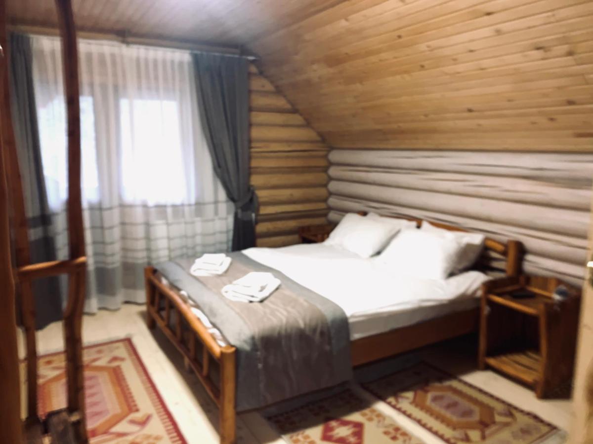 Котедж "Villa Затишна" ميكوليتشن المظهر الخارجي الصورة